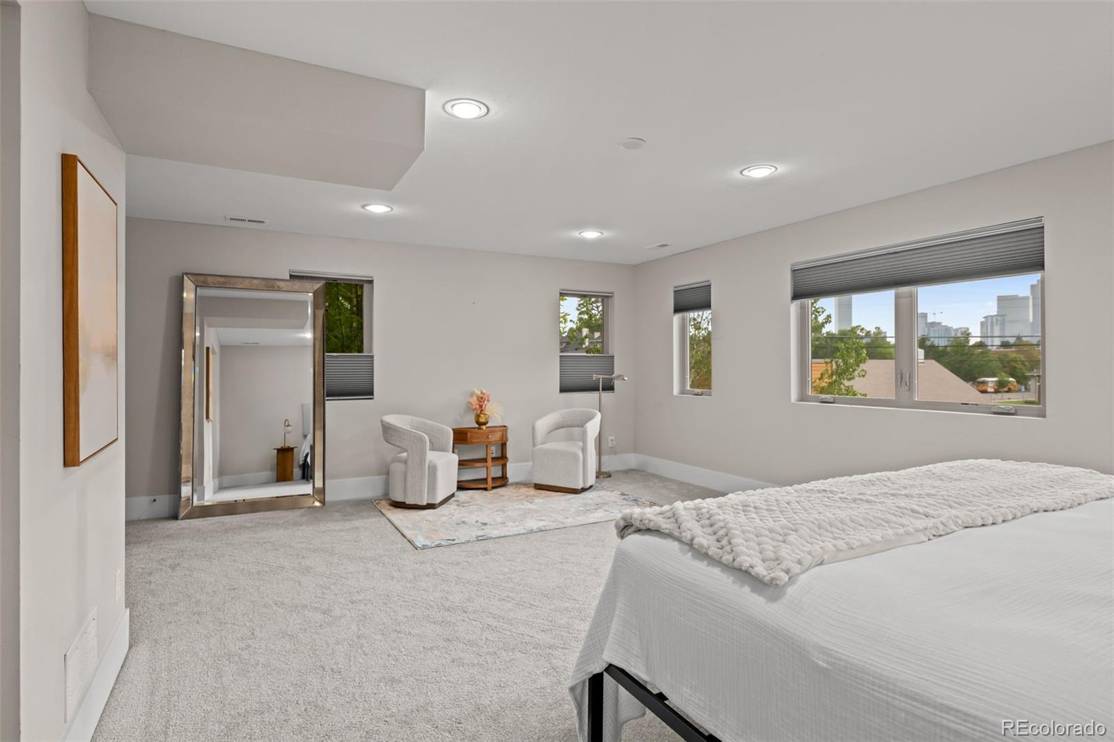 2523 N Humboldt Street