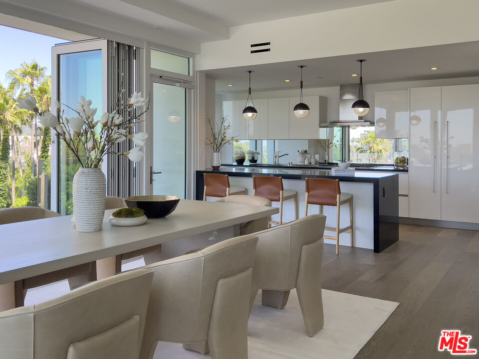 9000 W 3rd St Unit: 604