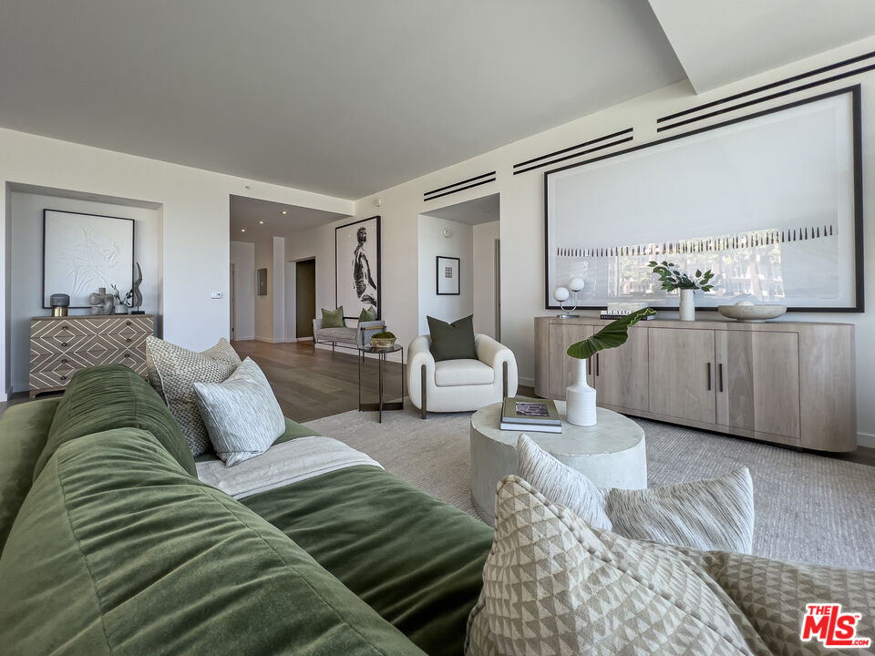 9000 W 3rd St Unit: 604
