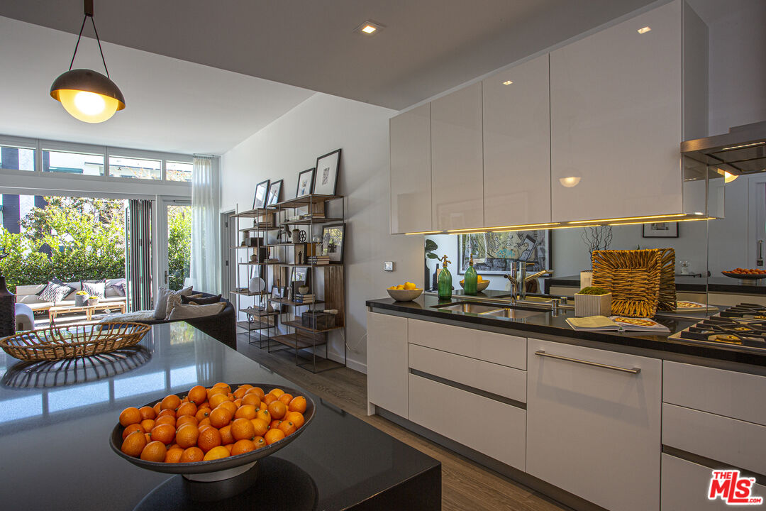 9000 W 3rd St Unit: 103