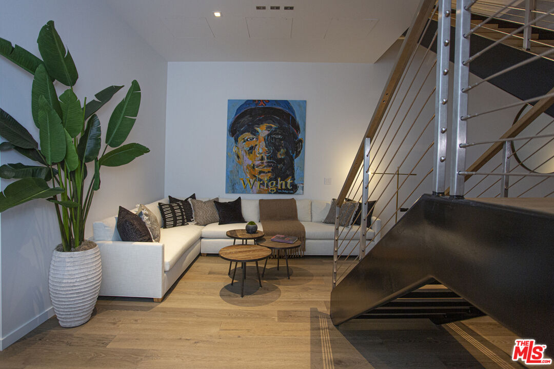 9000 W 3rd St Unit: 103