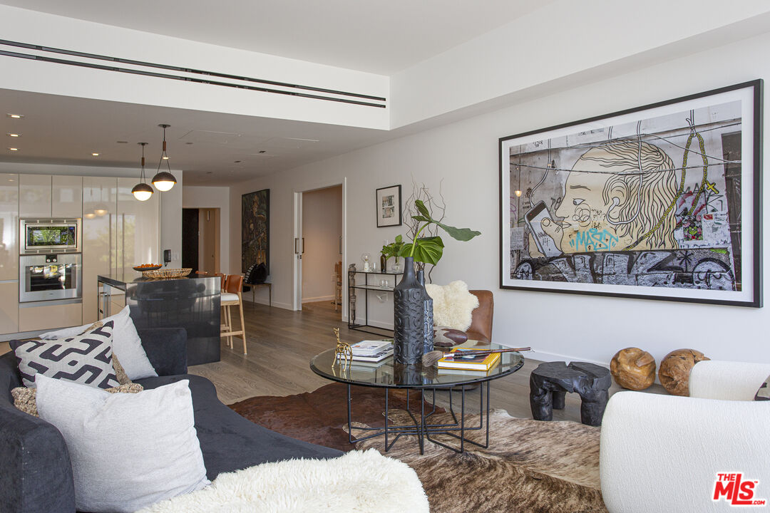 9000 W 3rd St Unit: 103