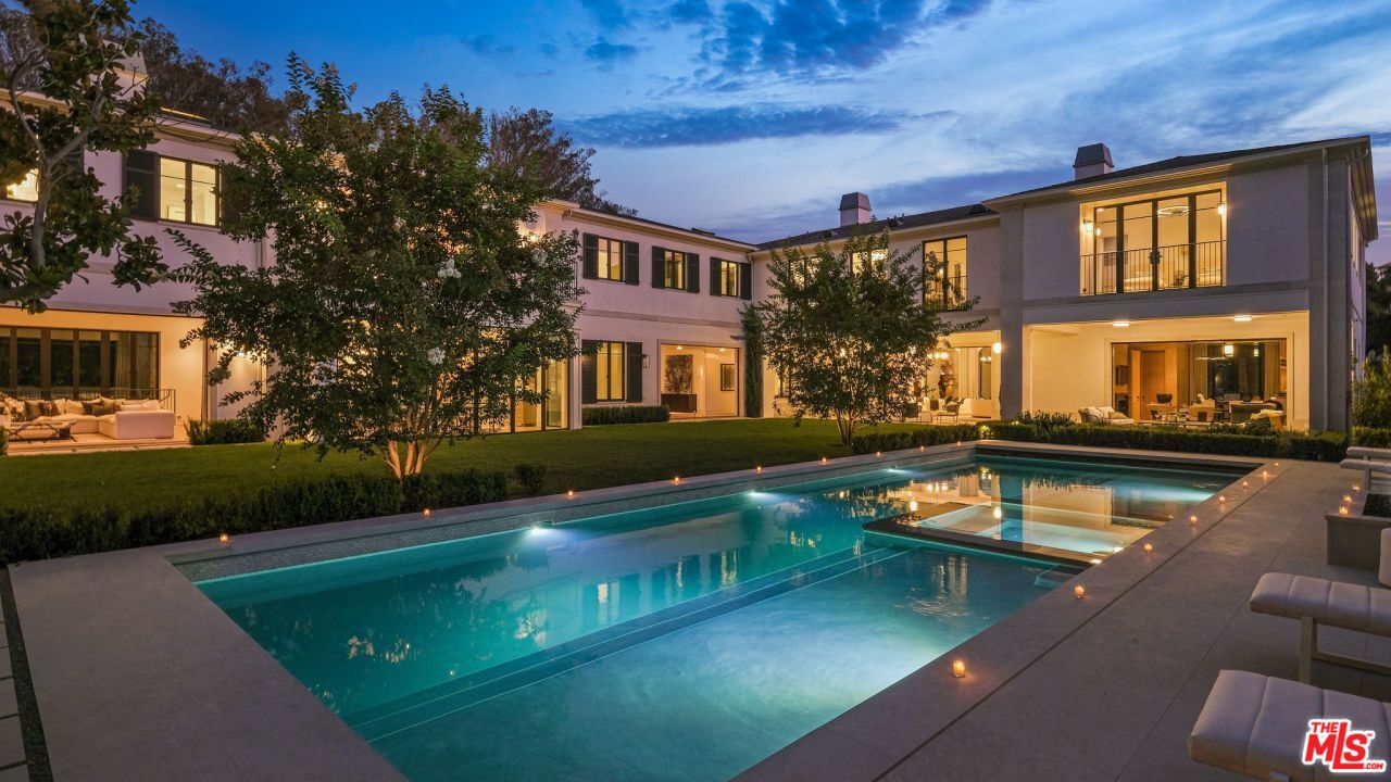 1000 Laurel Way