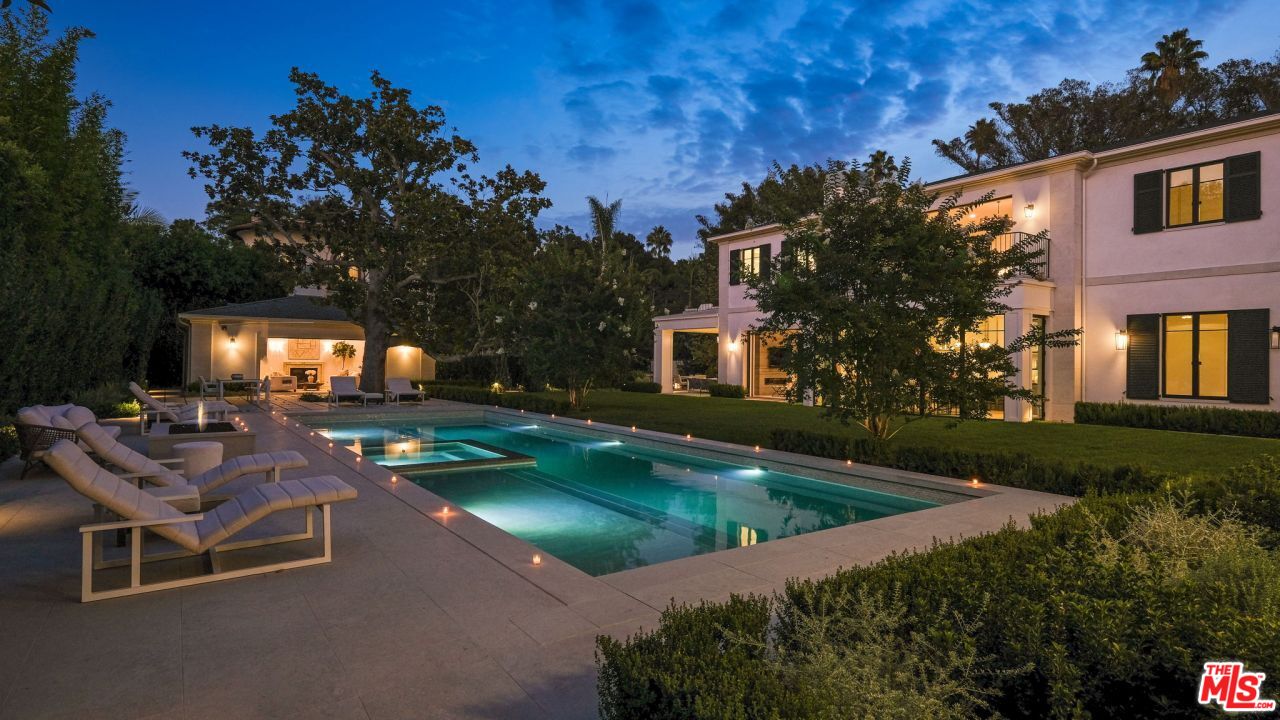 1000 Laurel Way