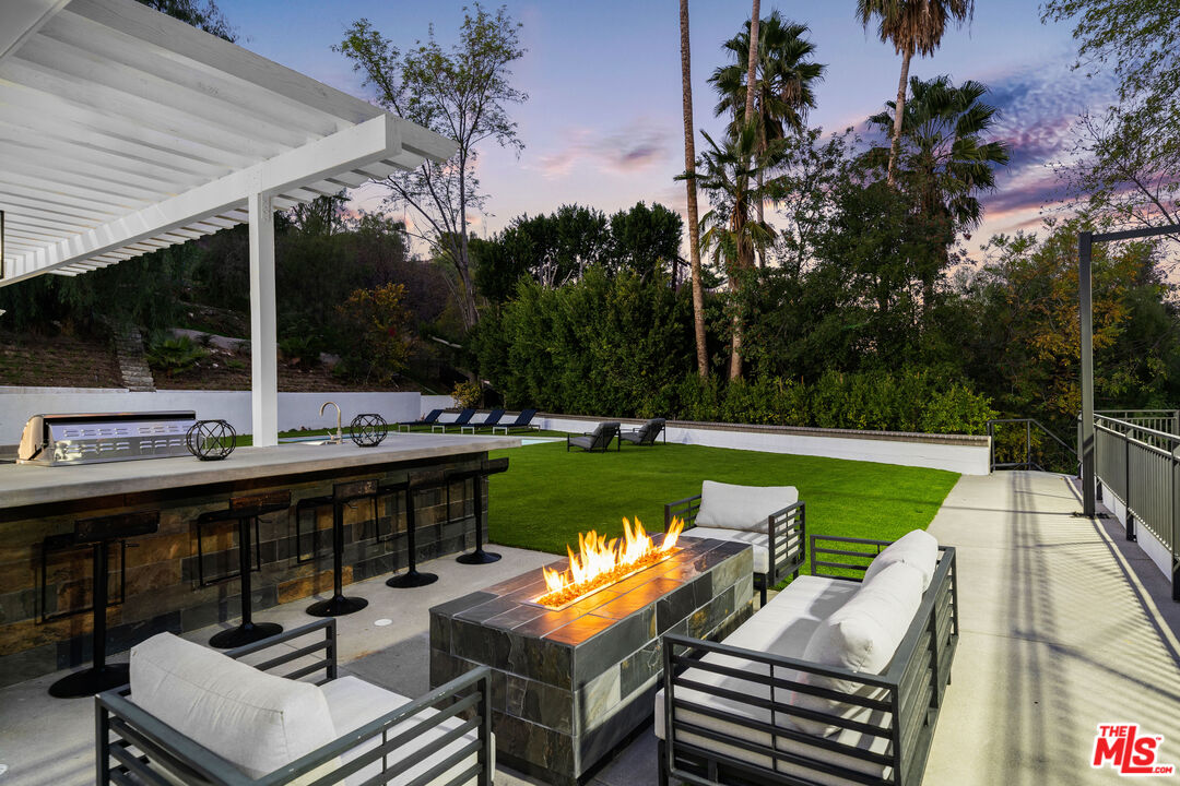 4453 Balboa Ave