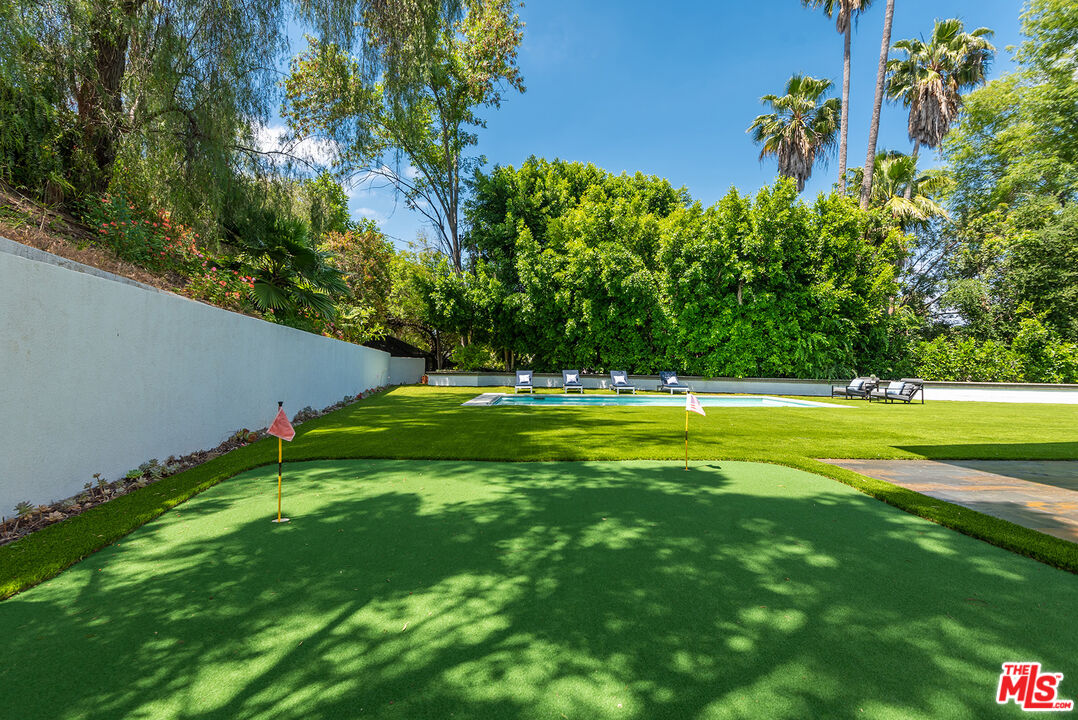 4453 Balboa Ave