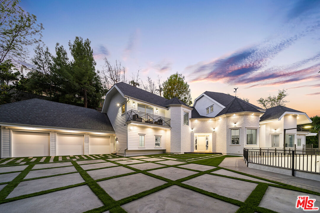 4453 Balboa Ave