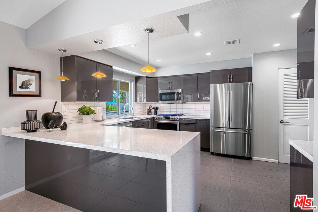 2400 N Milo Dr