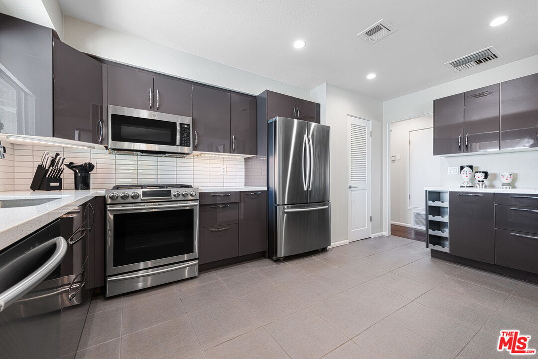 2400 N Milo Dr