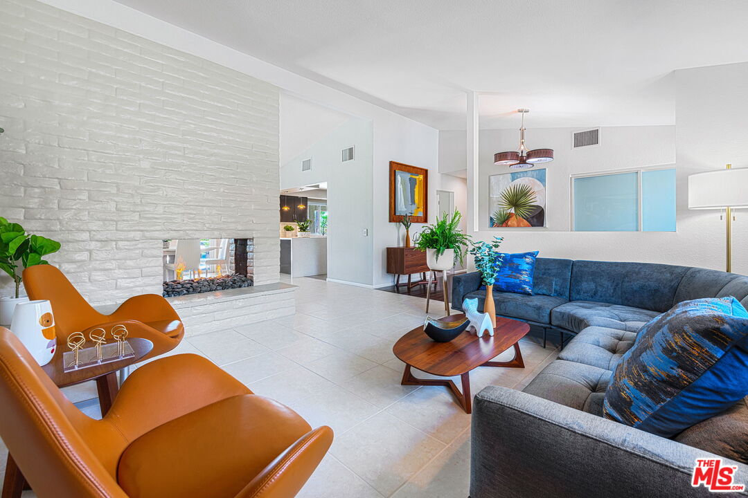 2400 N Milo Dr