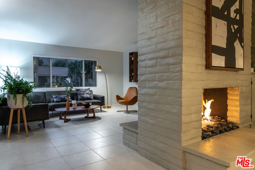 2400 N Milo Dr