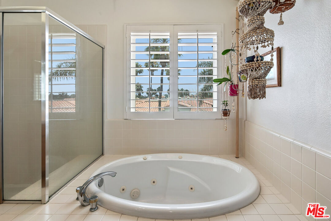6475 Zuma View Pl Unit: 129