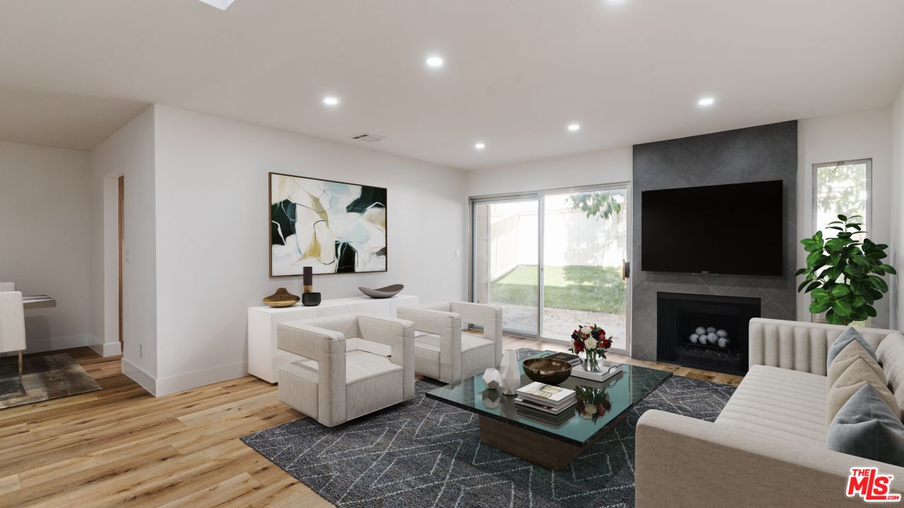 18158 Andrea Cir Unit: 3