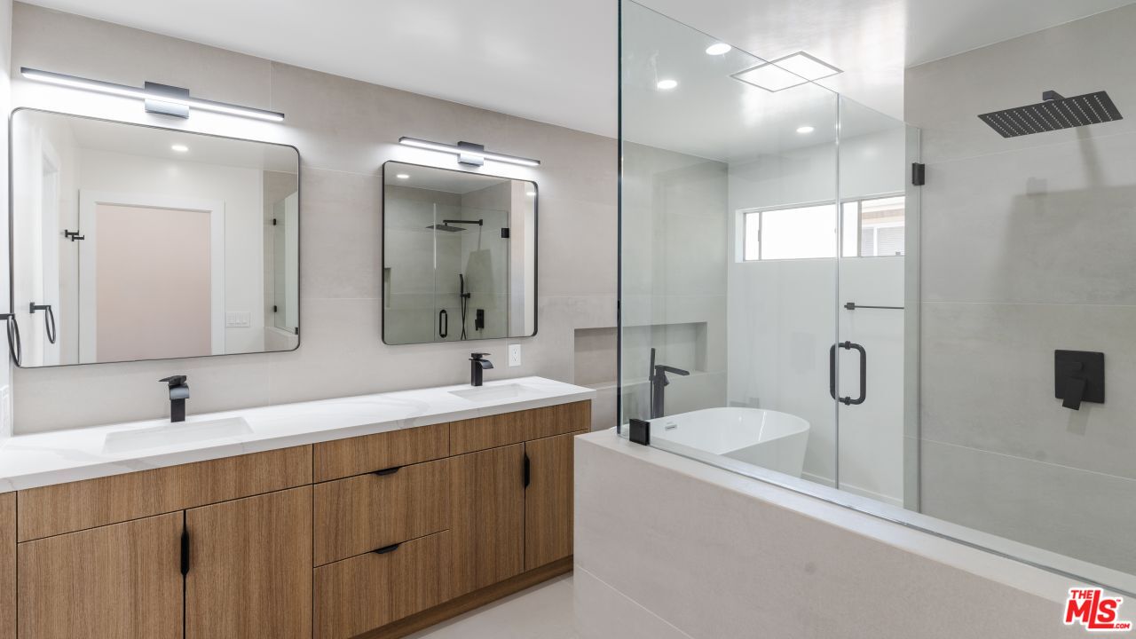 18158 Andrea Cir Unit: 3