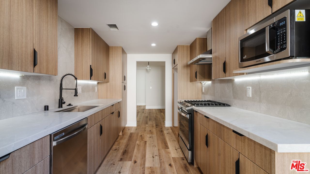 18158 Andrea Cir Unit: 3
