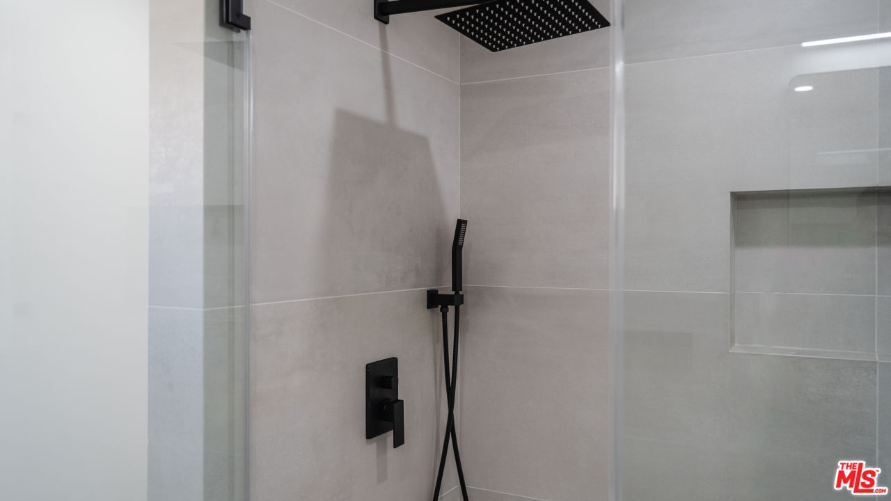 18158 Andrea Cir Unit: 3