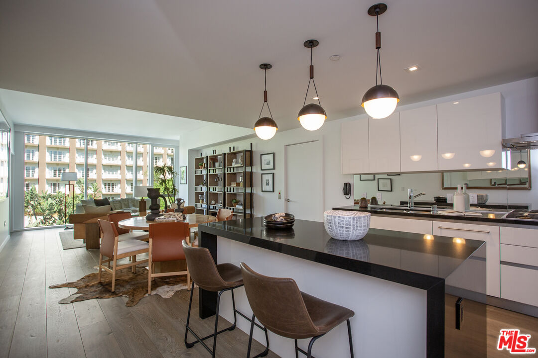 9000 W 3rd St Unit: 405