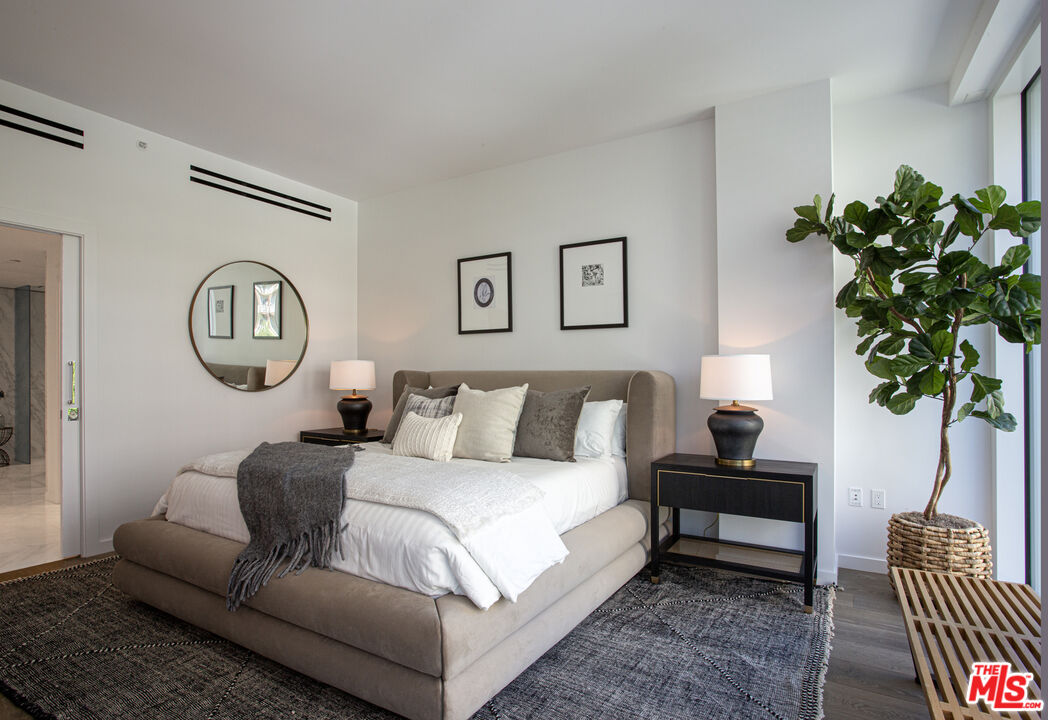 9000 W 3rd St Unit: 405