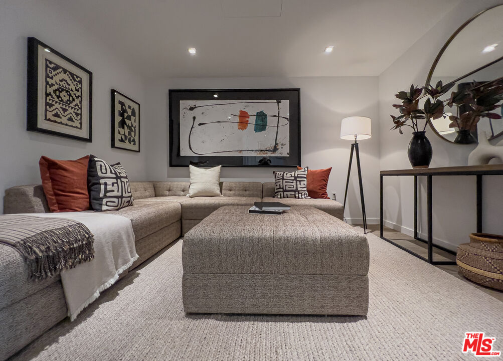 9000 W 3rd St Unit: 405