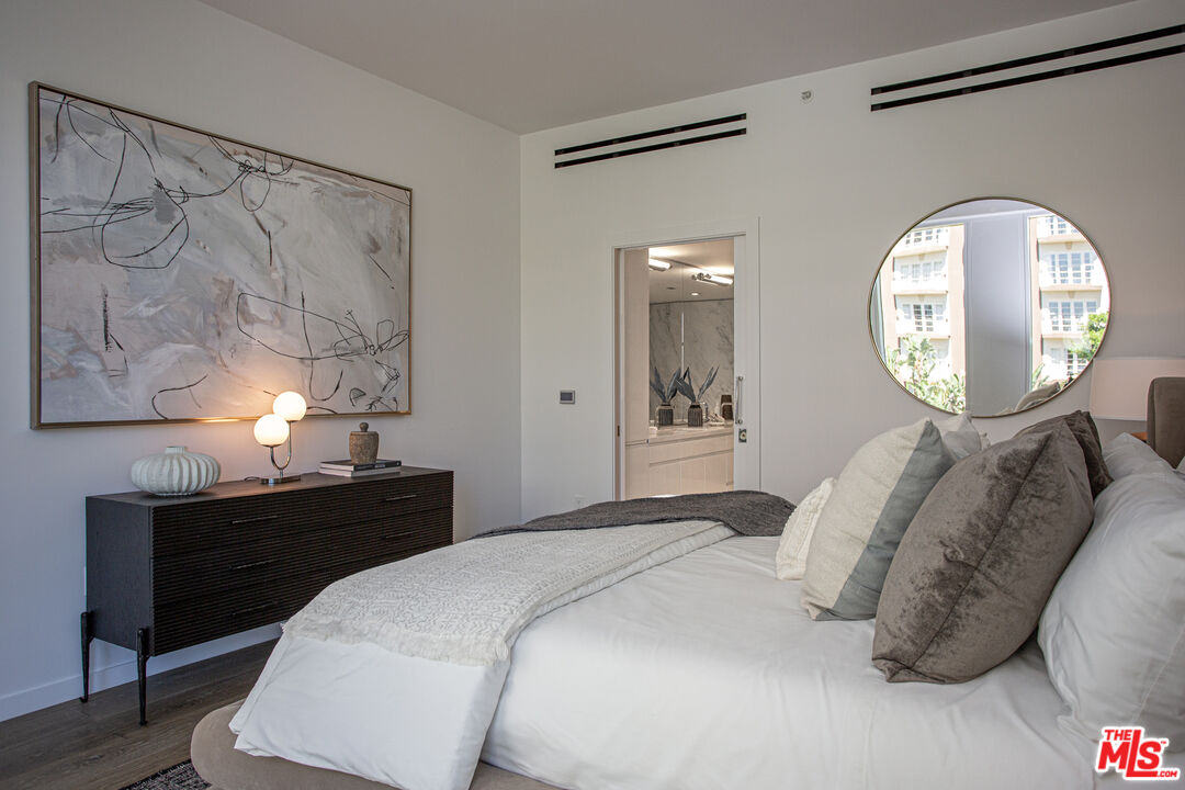 9000 W 3rd St Unit: 405