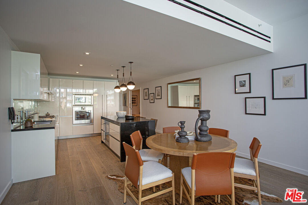 9000 W 3rd St Unit: 405
