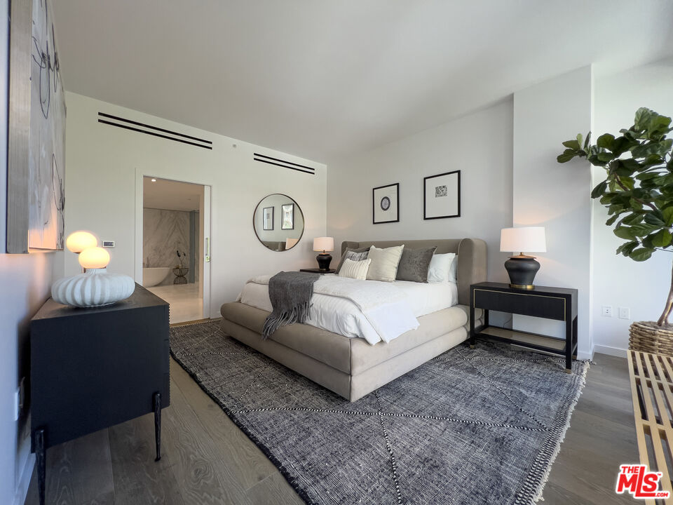 9000 W 3rd St Unit: 405