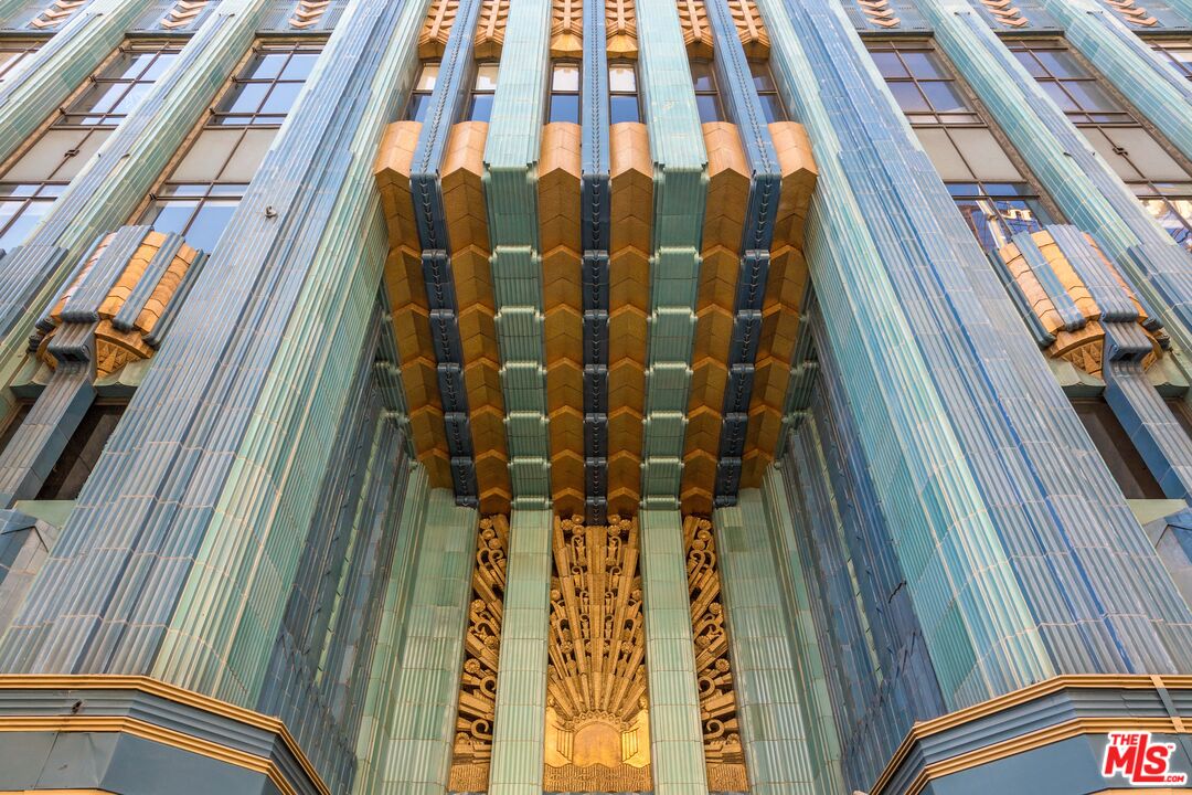 849 S Broadway Unit: 1210