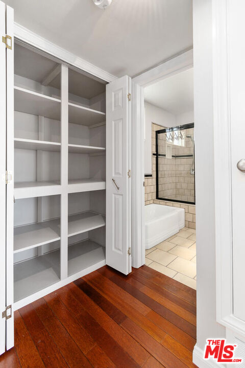 3749 Lockland Dr Unit: Apt D