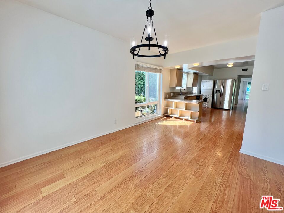 6133 Maryland Dr