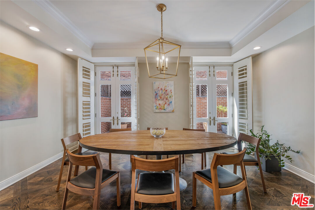 403 N Palm Dr Unit: 1