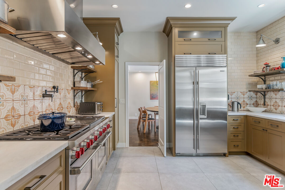 403 N Palm Dr Unit: 1