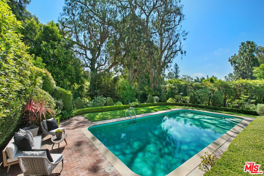 308 Oceano Dr