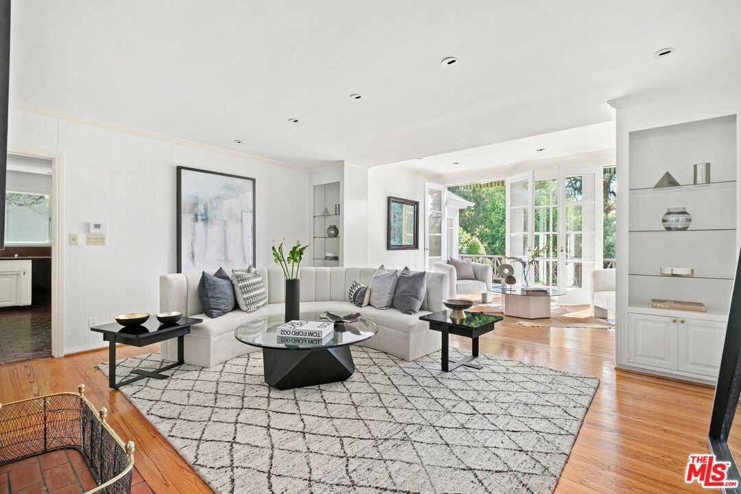 308 Oceano Dr