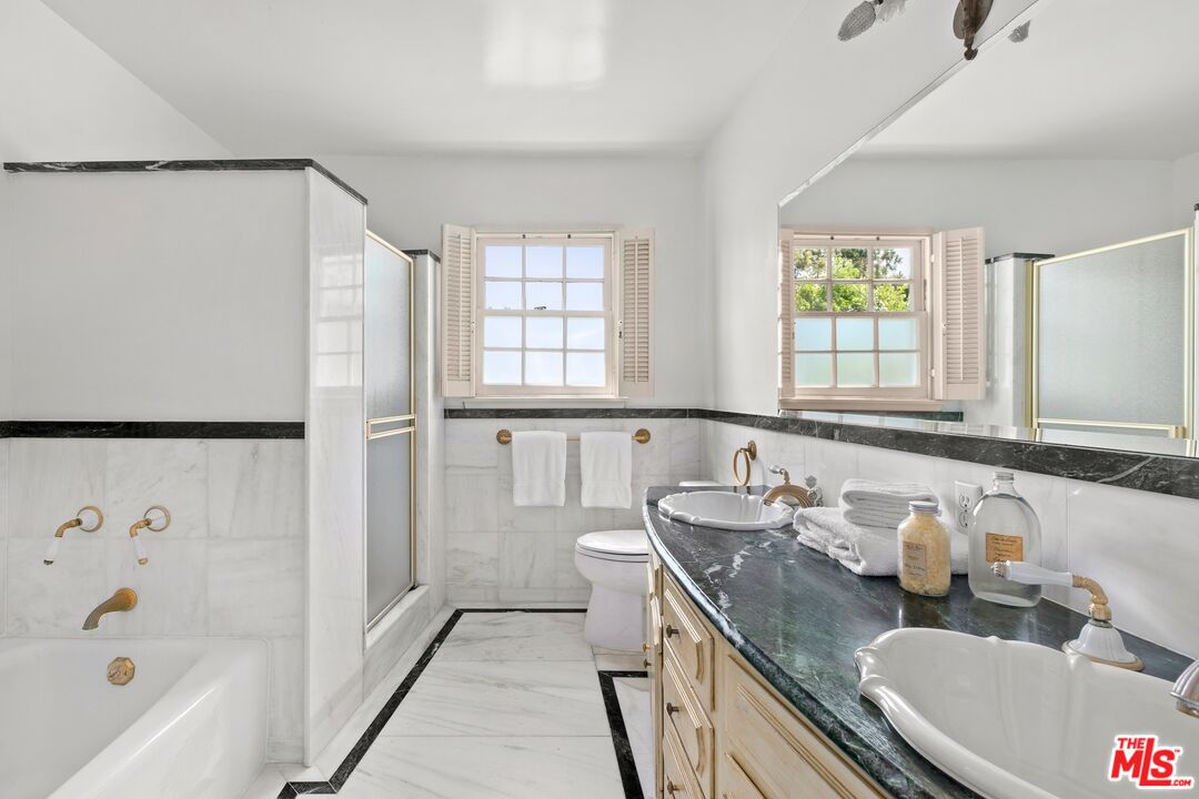 308 Oceano Dr