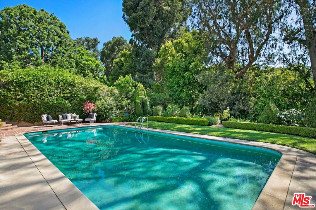 308 Oceano Dr