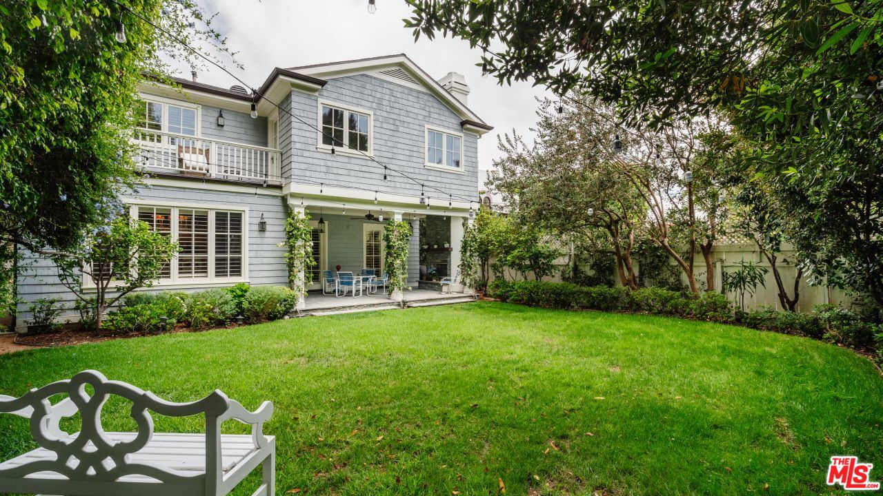 321 S GRETNA GREEN WAY