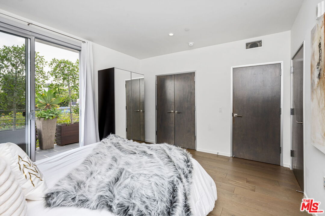 11764 Idaho Ave Unit: 102