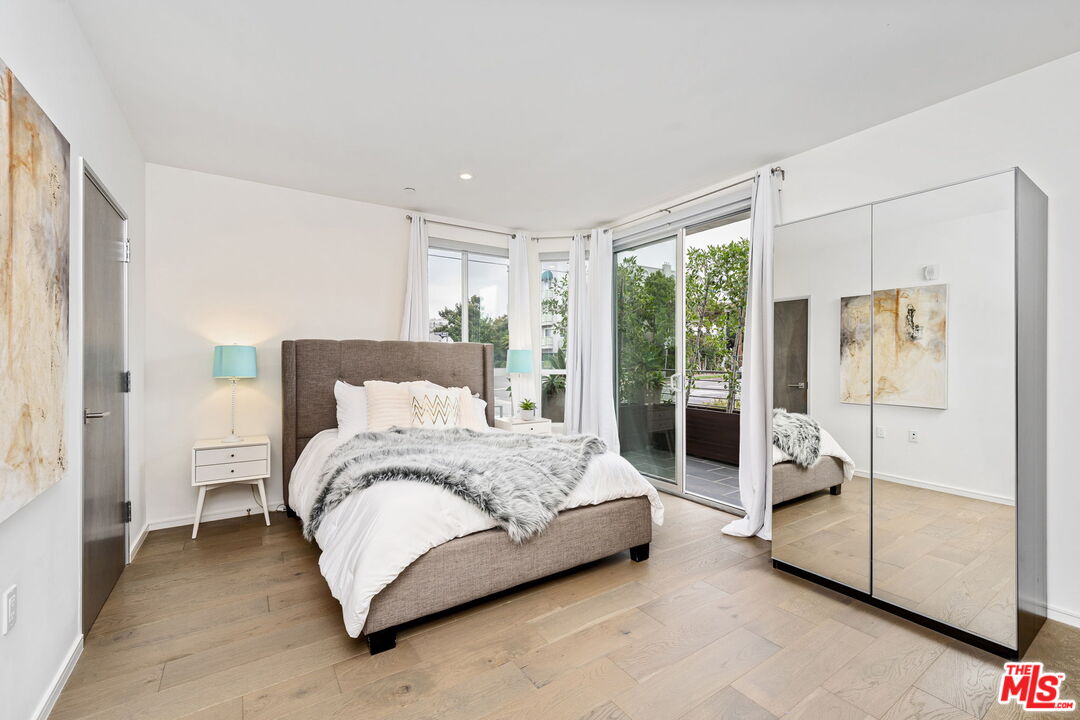 11764 Idaho Ave Unit: 102