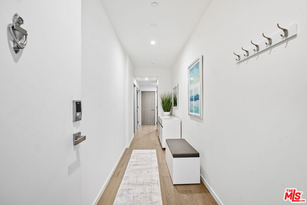 11764 Idaho Ave Unit: 102