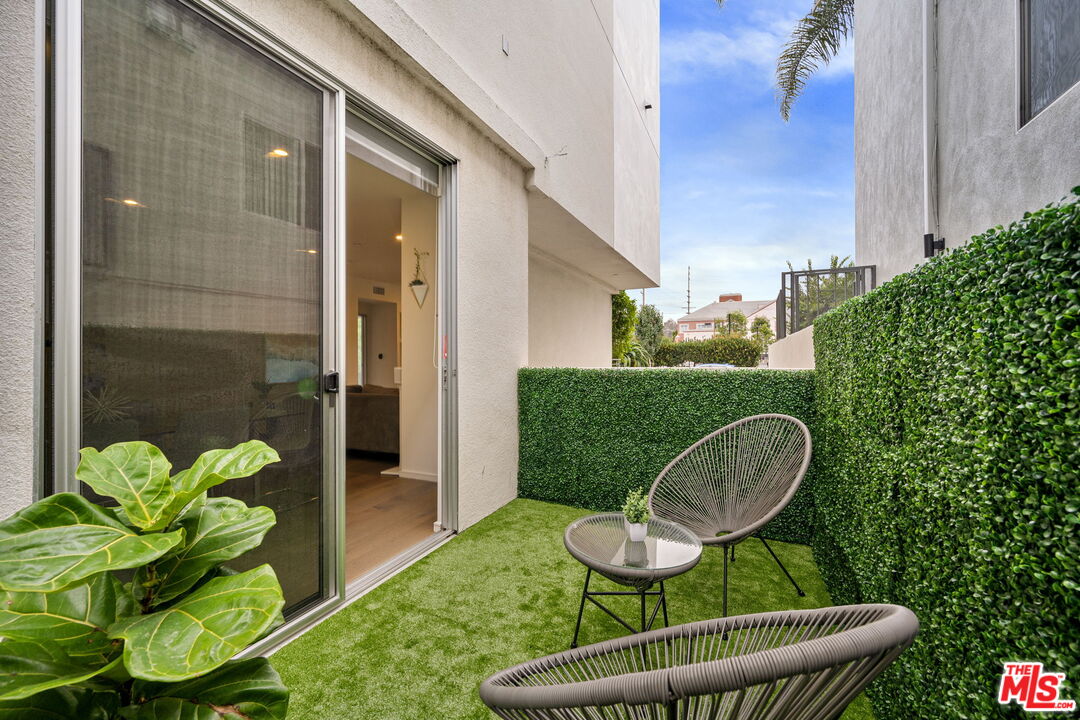 11764 Idaho Ave Unit: 102