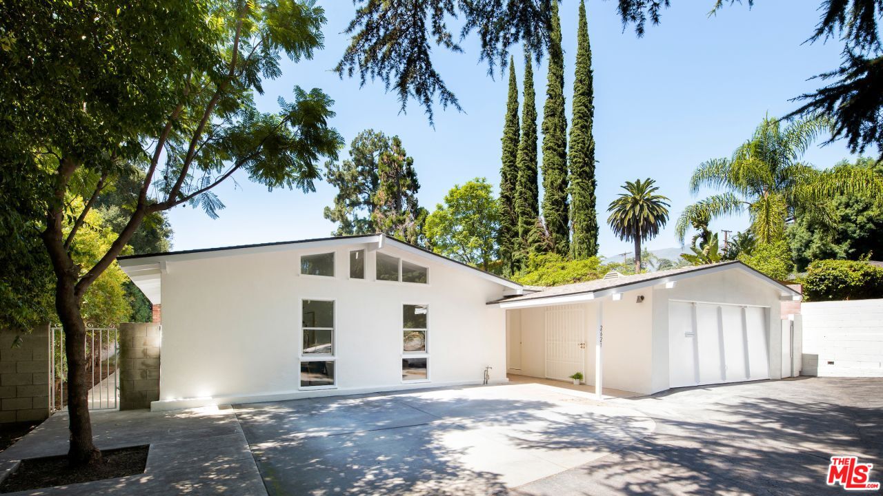 2621 Santa Rosa Ave