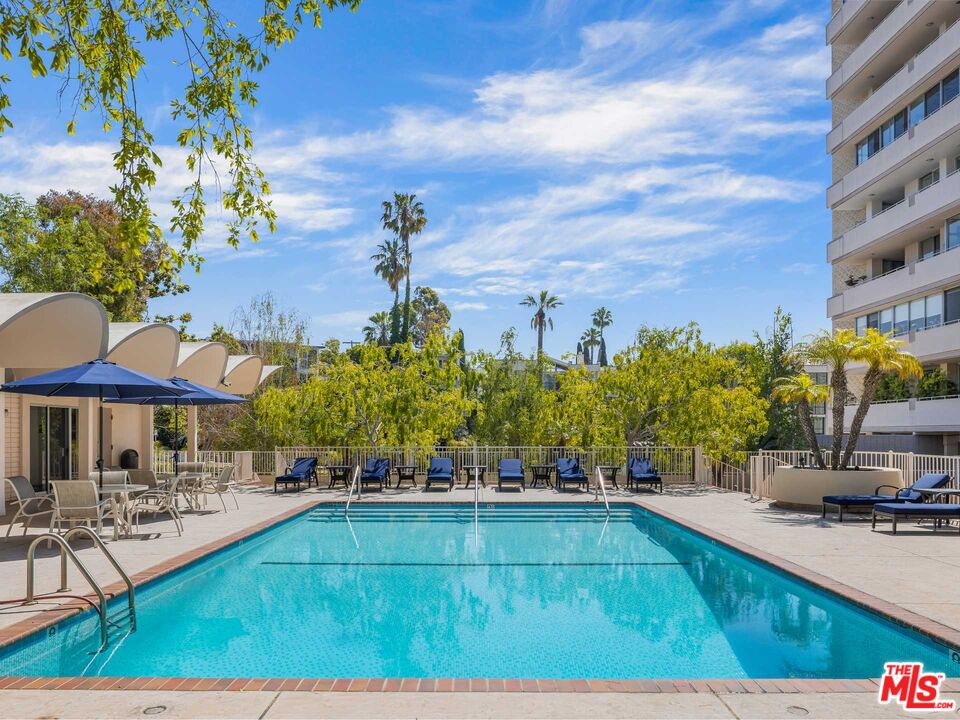 1333 S Beverly Glen Blvd Unit: 306