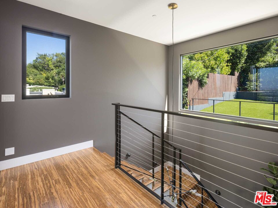 3606 Berry Dr