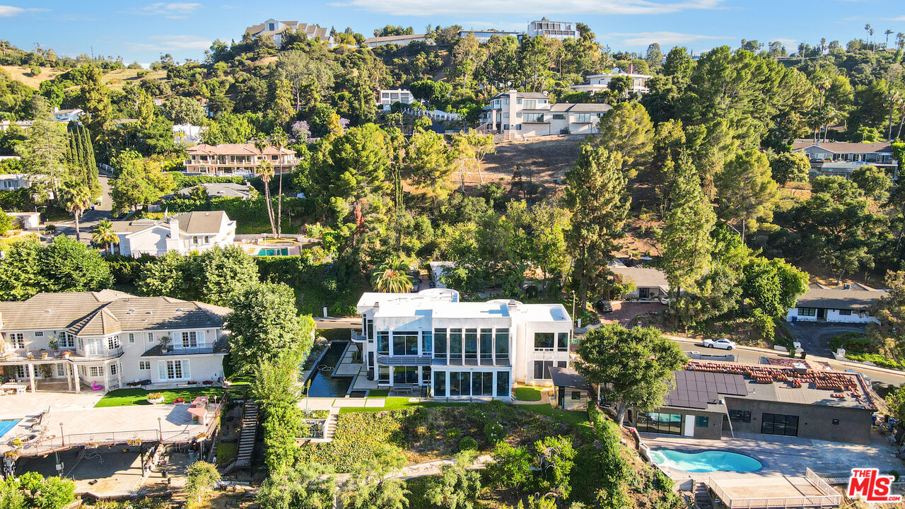 3400 Red Rose Dr