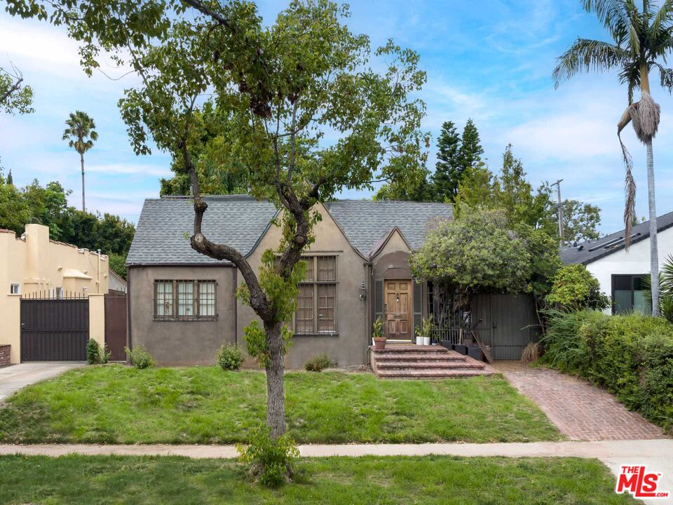 125 N Maple Dr