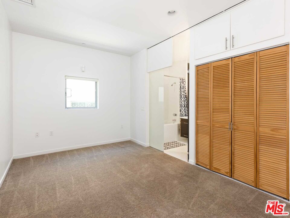 1322 N Detroit St Unit: 11