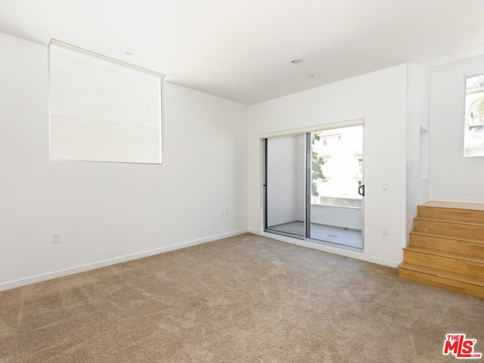 1322 N Detroit St Unit: 11