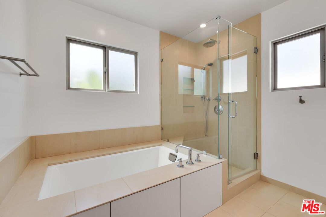 530 7th St