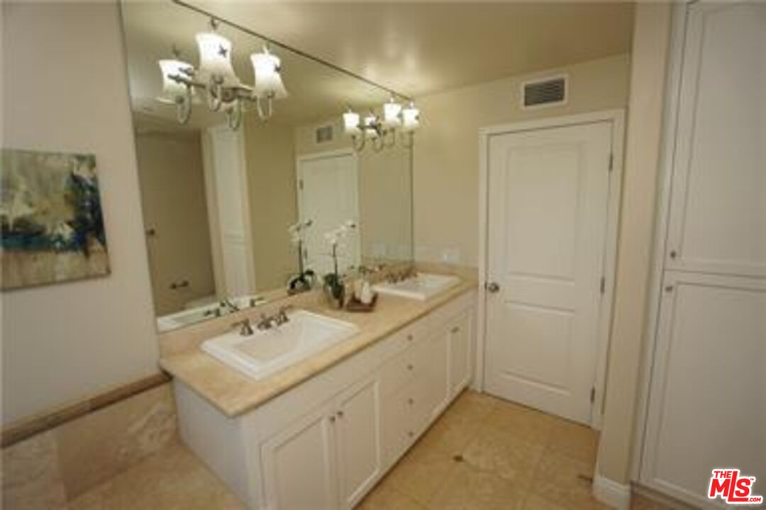 1208 Tennyson St Unit: 1