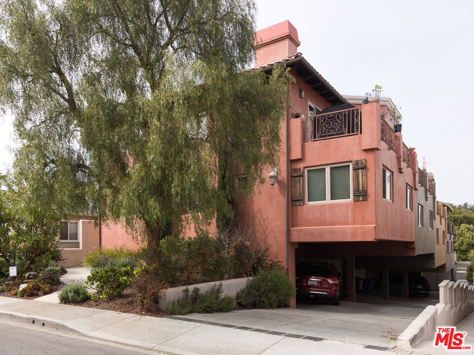 1457 12th St Unit: C